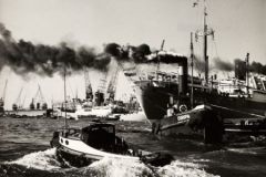 Stoomsleepboot Europa, haven Rotterdam, 1954